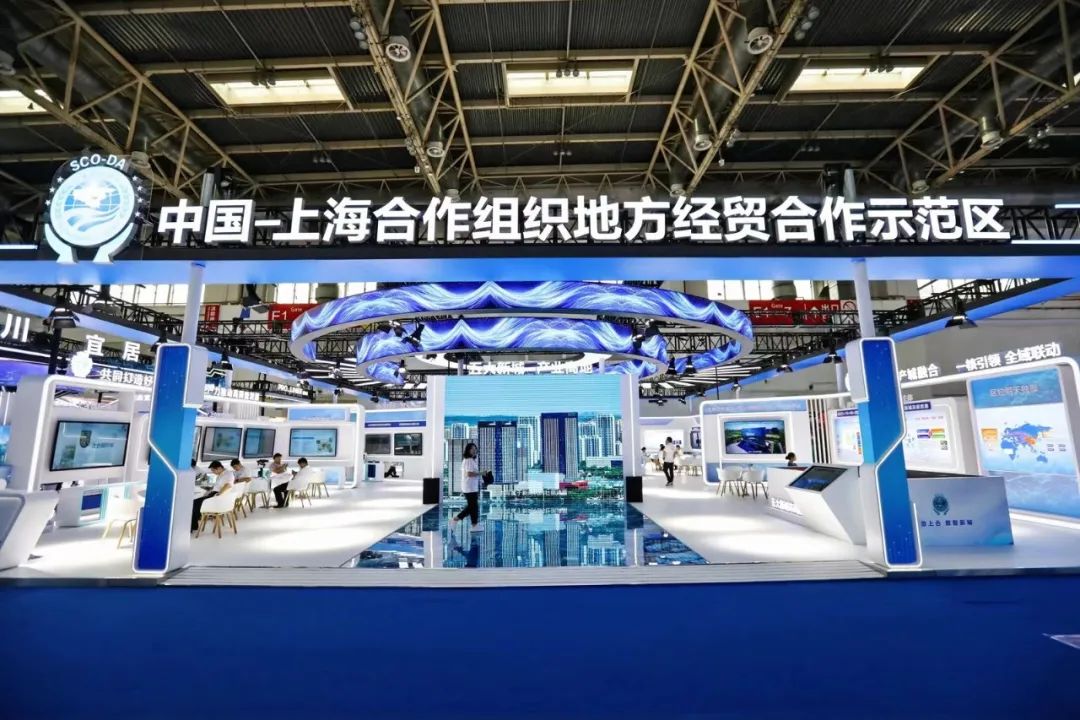 海信亮相第22屆中國國際城市建設博覽會上合展區，助力建設“四好”城市！
